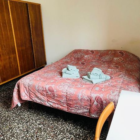 Bed and Breakfast Mh Genova Esterno foto